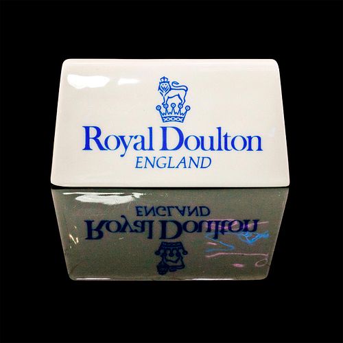 ROYAL DOULTON ENGLAND CERAMIC DISPLAY 398032