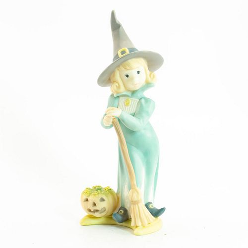 HALLOWEEN WITCH GOLDEN MEMEORIES 3982bc