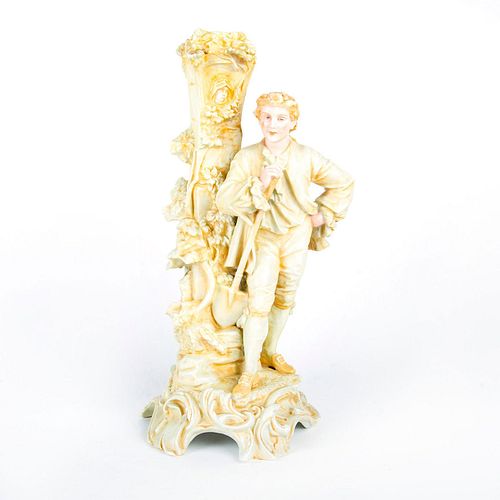 SITZENDORF PORCELAIN FIGURINEAn