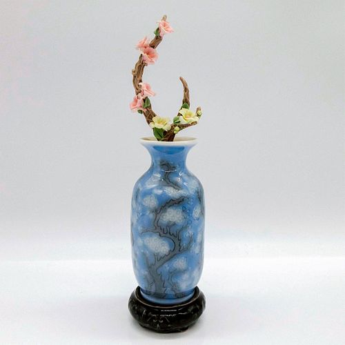 BLUE VASE WITH FLOWERS 1001218