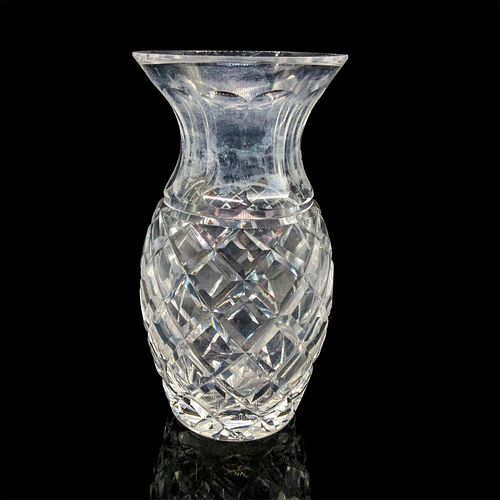 WATERFORD CUT CRYSTAL VASEElegant vase
