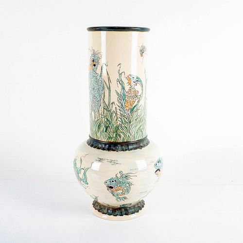 ANDREW HULL POTTERY PRESTIGE VASE,