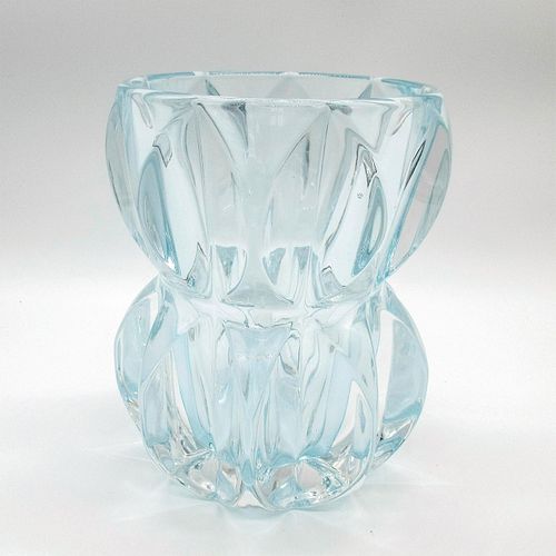 DECORATIVE BLUE GLASS FLOWER VASEA