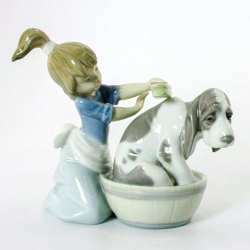 BASHFUL BATHER 1005455 LLADRO 396508