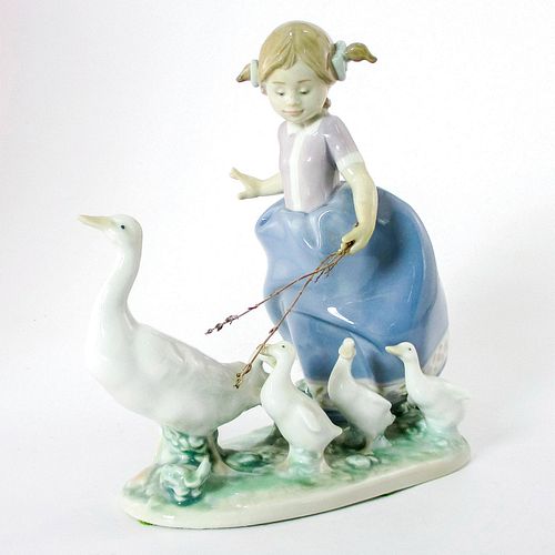 HURRY NOW 1005503 - LLADRO PORCELAIN