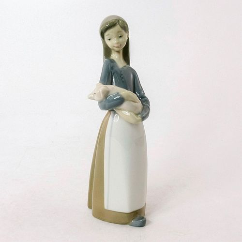 GIRL WITH PIG 1001011 LLADRO 396691