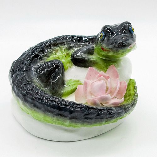 ROYAL ADDERLEY FIGURINE CROCODILEHand painted 3967fc