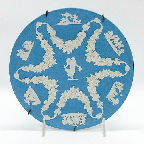 WEDGWOOD BLUE JASPERWARE PLATE,