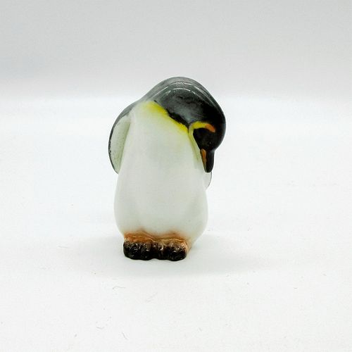 PENGUIN K22 - ROYAL DOULTON FIGURINEStyle