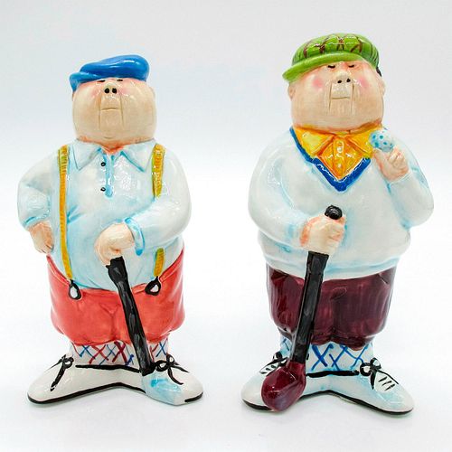 PAIR CIC SALT AND PEPPER SHAKERS  396a77