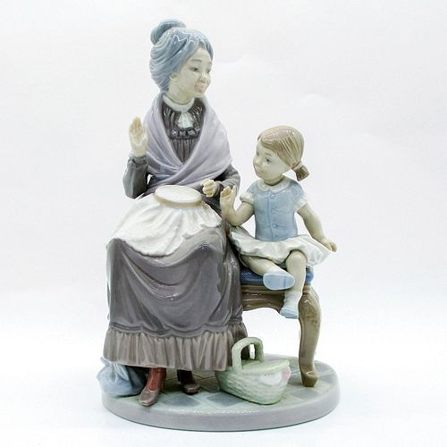 A VISIT WITH GRANNY 1005305 - LLADRO