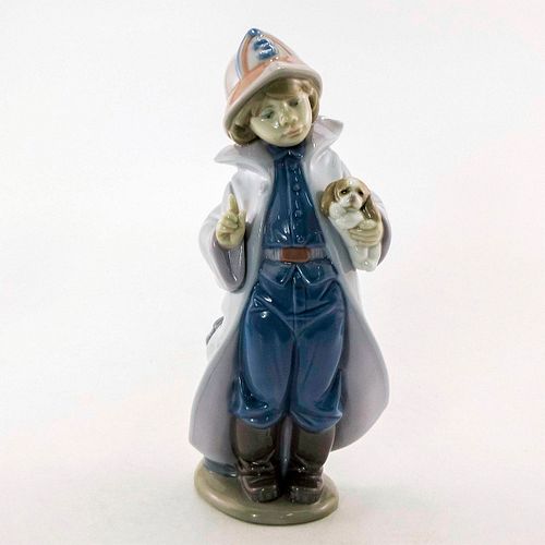 LITTLE FIREMAN 1006334 - LLADRO