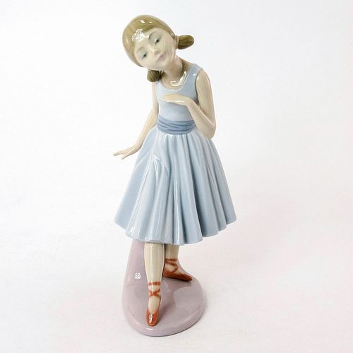 TAKING A BOW 1005095 LLADRO PORCELAIN 396b02