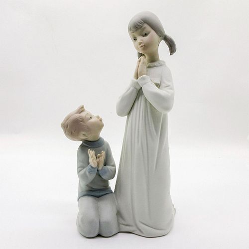 TEACHING TO PRAY 1014779 - LLADRO