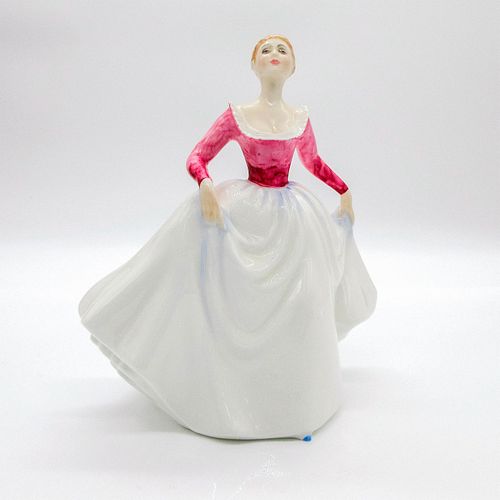 LISA HN3265 ROYAL DOULTON FIGURINEPeggy 396b64