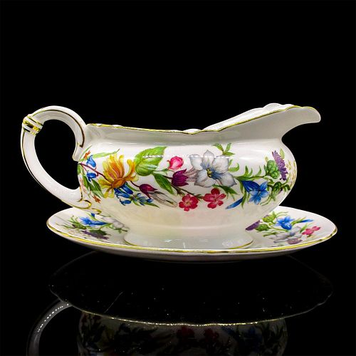 SHELLEY ENGLAND GRAVY PITCHER AND 396c69