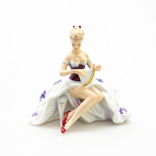 WALLENDORF PORCELAIN FIGURINE,