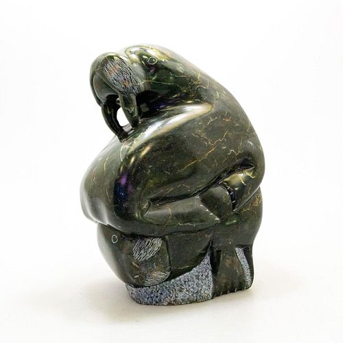 INUIT TRIBAL SOAPSTONE FIGURINE SCULPTURE,