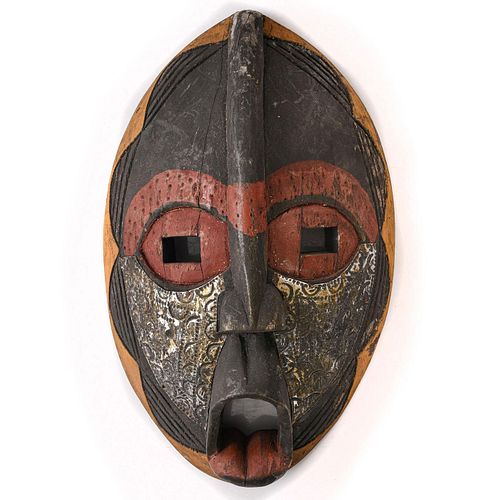 AFRICAN ASHANTI CARVED PAINTED