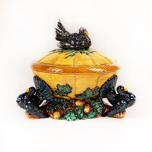 ROYAL DOULTON PROTOTYPE LIDDED 399983