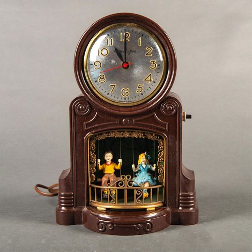 VINTAGE MASTERCRAFTERS CLOCK, SWINGING