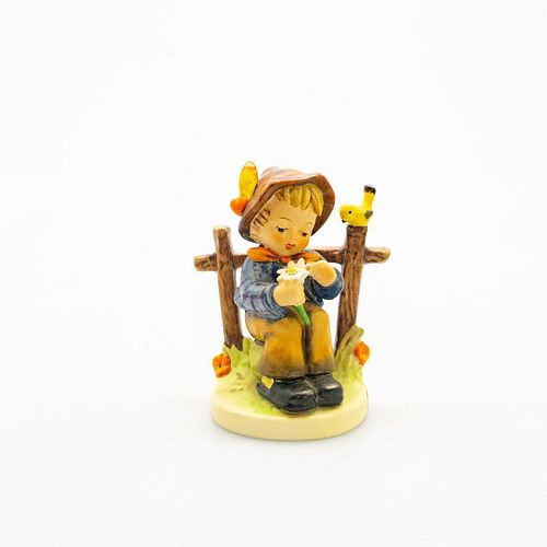 GOEBEL HUMMEL FIGURINE SHE LOVES