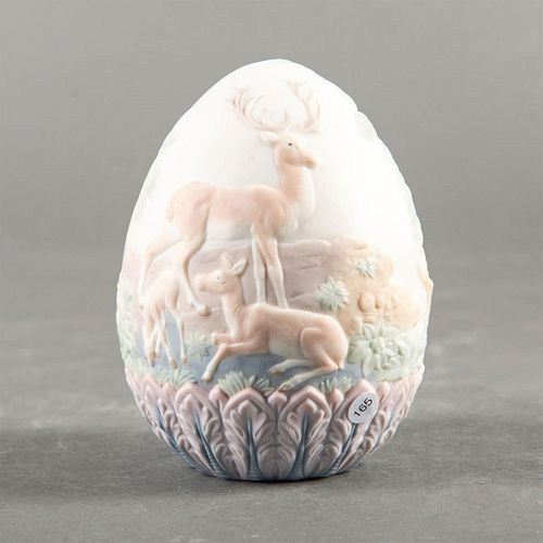 LLADRO PORCELAIN EASTER EGG 1996