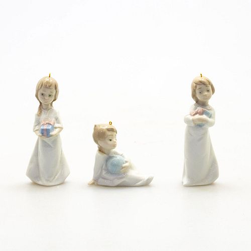 LLADRO FIGURINES CHRISTMAS MORNING 399d0e