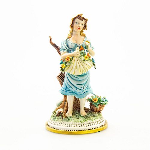 CAPODIMONTE MILANI FIGURINE, WOMAN