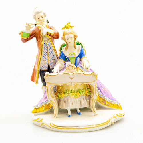 GERMAN PORCELAIN FIGURE GROUP, MUSICIANSPorcelain;