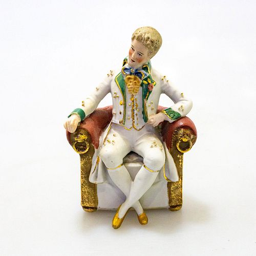 GERMAN PORCELAIN FIGURINE, MAN