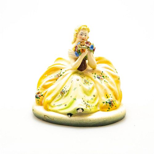 ITALIAN PORCELAIN FIGURINE WOMAN 399dd8