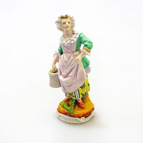 SMALL PORCELAIN FIGURINE, FARMERETTEHand