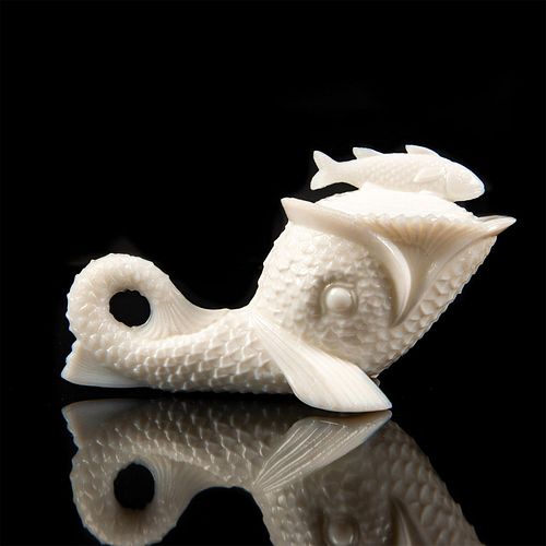 VINTAGE MILK GLASS WHALE CANDY