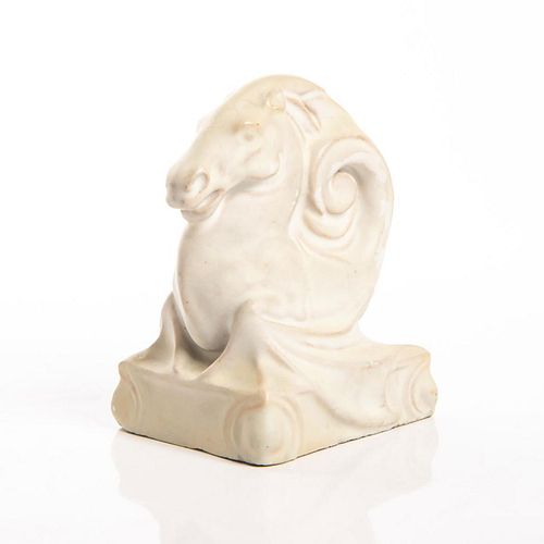 DOULTON LAMBETH CARRARA PAPERWEIGHT