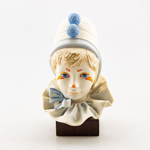 CYBIS PORCELAIN BUST SCULPTURE  399fab