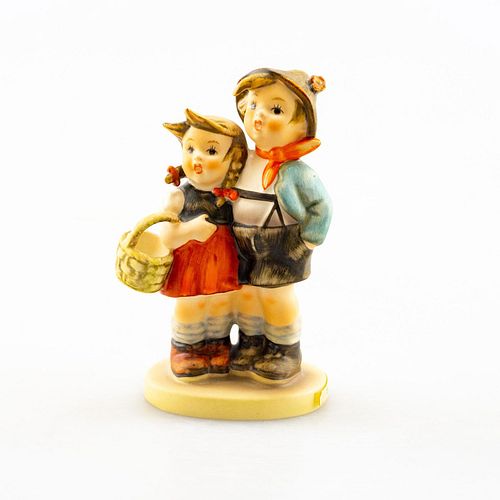 GOEBEL HUMMEL FIGURINE SURPRISE 39a106