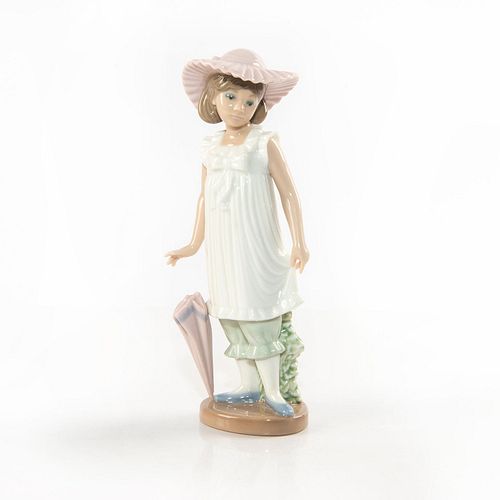 NAO BY LLADRO FIGURINE APRIL SHOWERS 39a1a9