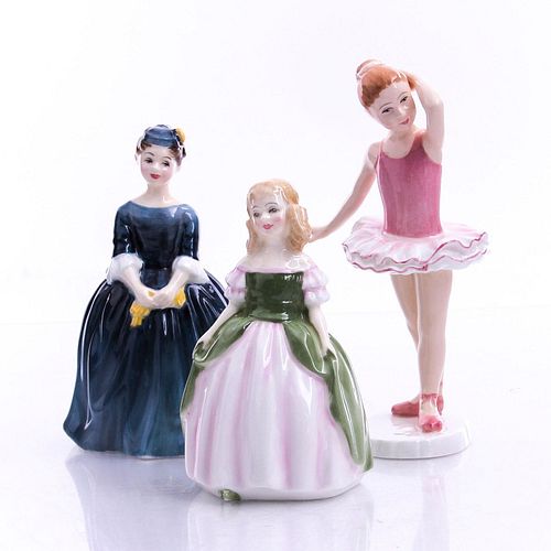 ROYAL DOULTON SM FIGURES CHILD 39a1d6