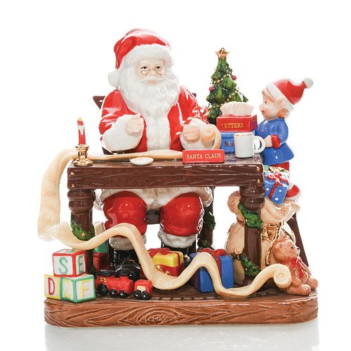 SANTA MAKES HIS LIST HN5468 - ROYAL