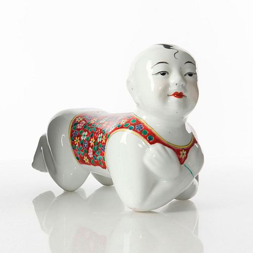 DECORATIVE CHINESE CERAMIC FIGURINEHand 39a458