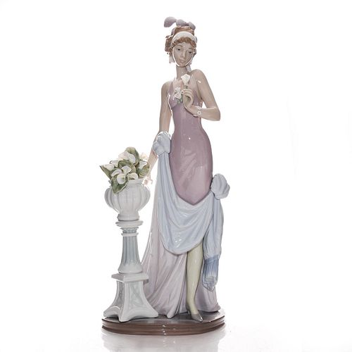 LARGE LLADRO FIGURINE, A TOUCH