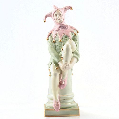 JESTER HN3922 ROYAL DOULTON FIGURINEThe 39a4e3