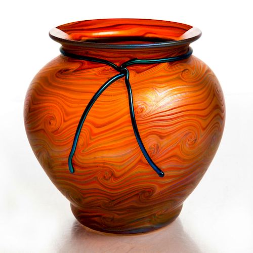 ZELLIQUE ART GLASS VASEOrange color 39a6f5