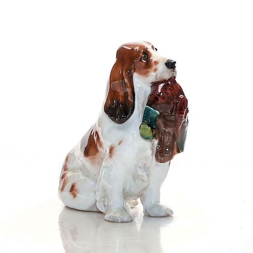 ROYAL DOULTON SMALL DOG FIGURINE 39a784