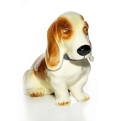 NAPCO BASSETT HOUND DOG BANK1950s