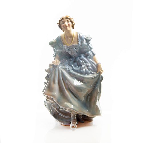 ROYAL DOULTON FIGURINE THE CURTSEY 39a909