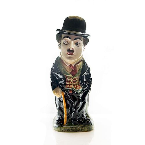 ROYAL DOULTON LIDDED TOBY FIGURE JUG,