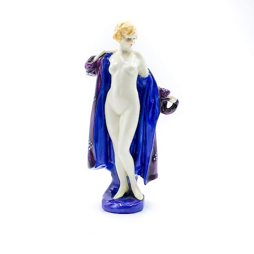 BATHER HN687 - ROYAL DOULTON FIGURINEThe