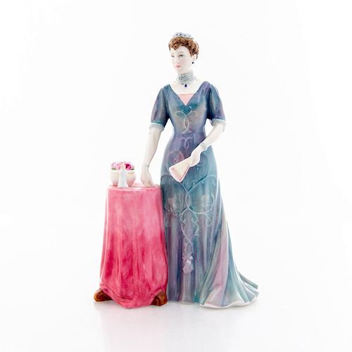 ROYAL DOULTON QUEEN MARY FIGURINELimited 39ac75